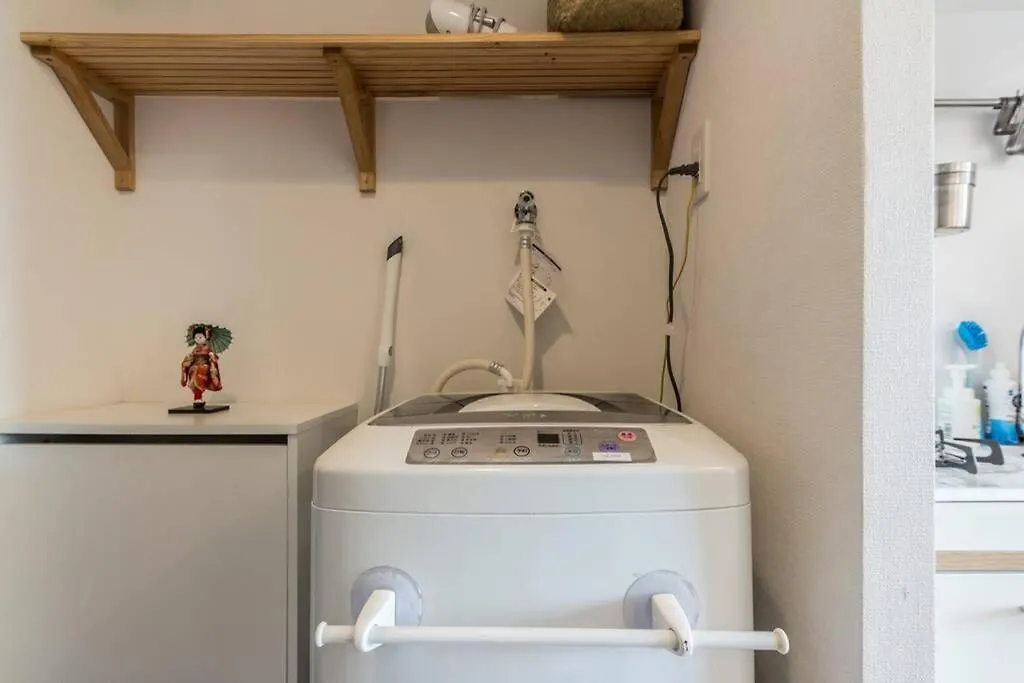 Dwell Urban 7C Apartment Tokyo 0*,  Japan